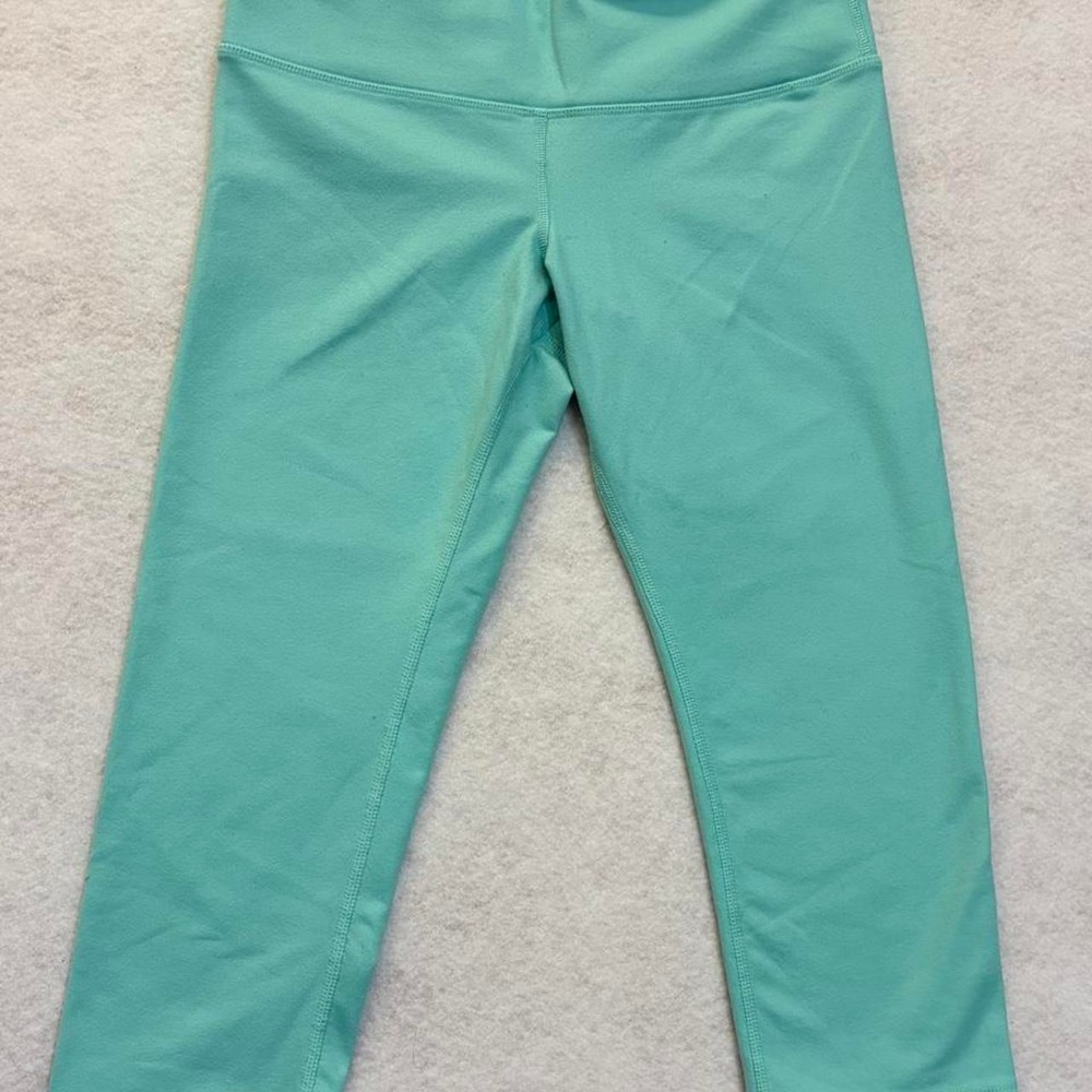 ALO Active Cropped Leggings